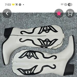 Pierre Dumas White and Black Heeled Boots